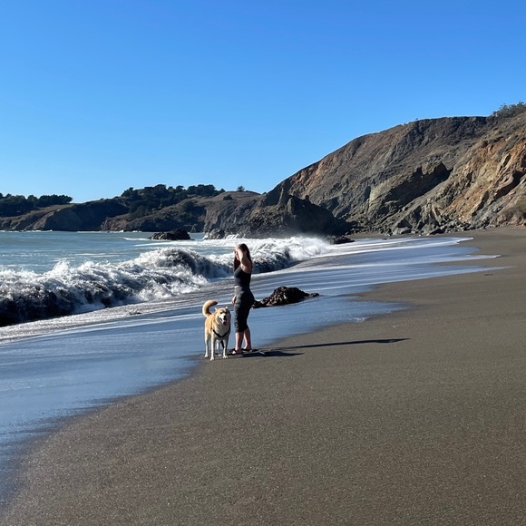 Meet your Posher, Jessica - Picture 1 of 1